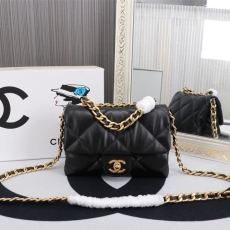 Chanel 19 Bags